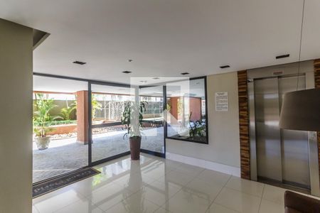 Apartamento à venda com 90m², 3 quartos e 2 vagasHall social