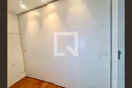 Apartamento à venda com 90m², 2 quartos e 1 vagaQuarto 2