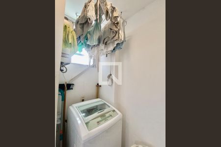 Apartamento à venda com 90m², 2 quartos e 1 vagaÁrea de Serviço