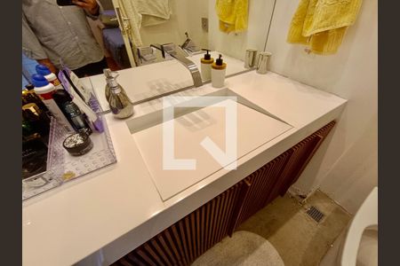 Apartamento à venda com 90m², 2 quartos e 1 vagaBanheiro do Quarto 2