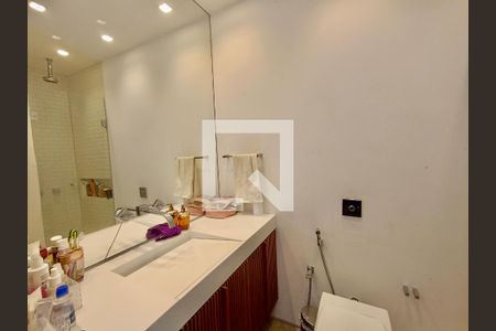 Apartamento à venda com 90m², 2 quartos e 1 vagaBanheiro do Quarto 1