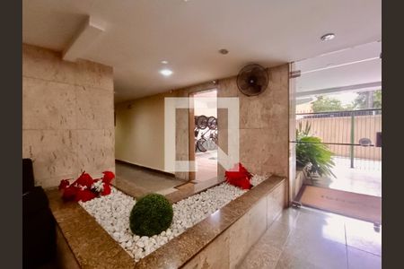 Apartamento à venda com 90m², 2 quartos e 1 vagaÁrea comum