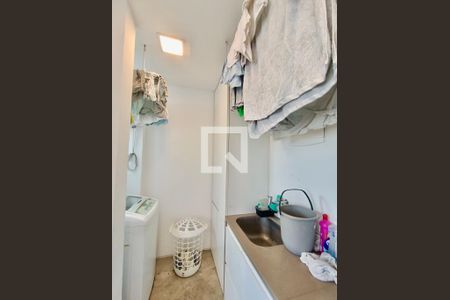 Apartamento à venda com 90m², 2 quartos e 1 vagaÁrea de Serviço