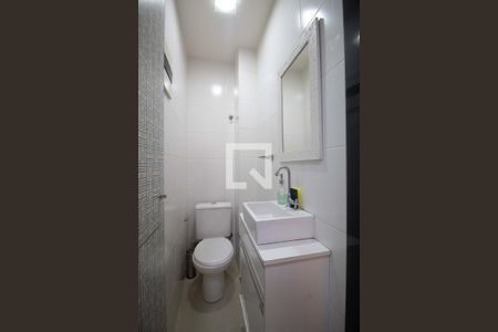 Apartamento à venda com 80m², 2 quartos e 1 vagaÁrea de serviço - banheiro