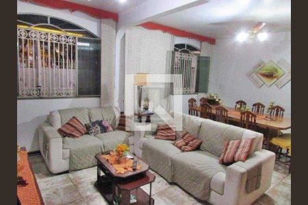 Casa à venda com 3 quartos, 365m² em Engenho de Dentro, Rio de Janeiro