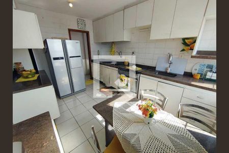 Apartamento à venda com 142m², 2 quartos e 1 vaga