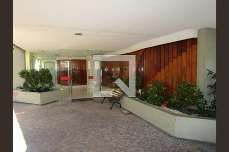 Apartamento à venda com 142m², 2 quartos e 1 vaga