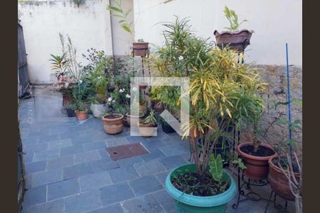 Apartamento à venda com 65m², 2 quartos e 1 vaga