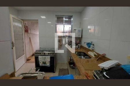 Casa à venda com 130m², 3 quartos e 1 vaga
