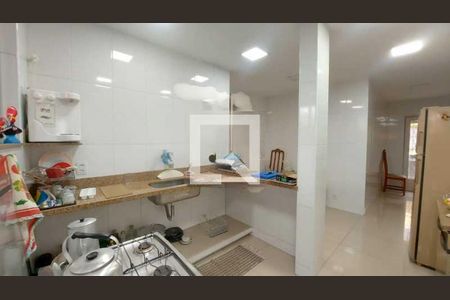 Casa à venda com 130m², 3 quartos e 1 vaga