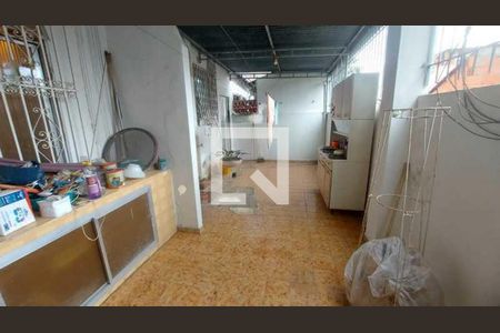 Casa à venda com 130m², 3 quartos e 1 vaga