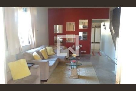 Casa à venda com 3 quartos, 480m² em Piedade, Rio de Janeiro