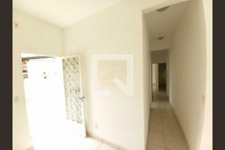 Casa à venda com 67m², 2 quartos e sem vaga