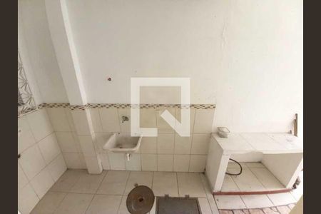 Casa à venda com 67m², 2 quartos e sem vaga