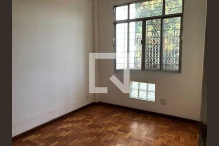 Apartamento à venda com 132m², 3 quartos e 1 vaga