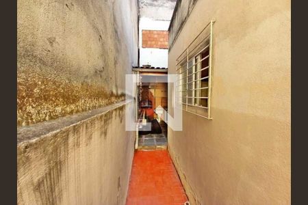 Casa à venda com 60m², 2 quartos e 1 vaga