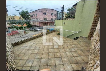 Casa à venda com 220m², 3 quartos e 1 vaga