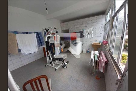 Casa à venda com 220m², 3 quartos e 1 vaga