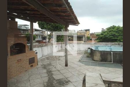 Casa à venda com 341m², 4 quartos e sem vaga