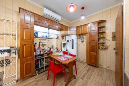 Casa à venda com 163m², 3 quartos e 2 vagas