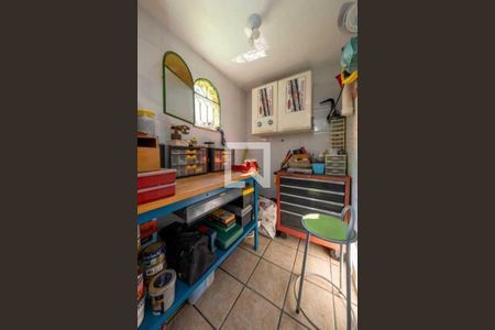 Casa à venda com 163m², 3 quartos e 2 vagas