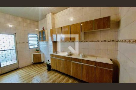 Casa à venda com 4 quartos, 228m² em Engenho de Dentro, Rio de Janeiro