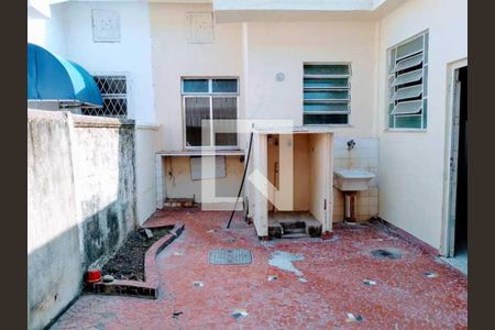 Casa à venda com 90m², 3 quartos e 1 vaga