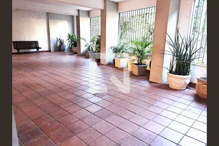 Apartamento à venda com 71m², 2 quartos e 1 vaga