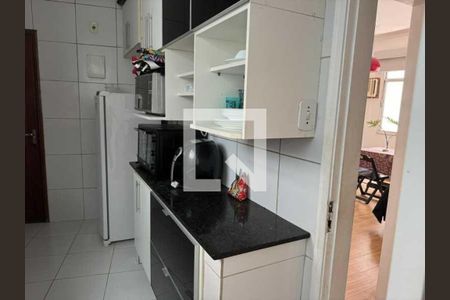 Apartamento à venda com 77m², 2 quartos e 1 vaga