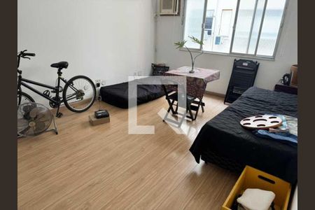 Apartamento à venda com 77m², 2 quartos e 1 vaga