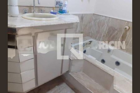 Apartamento à venda com 184m², 4 quartos e 2 vagas