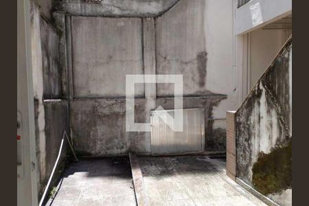 Casa à venda com 120m², 3 quartos e sem vaga