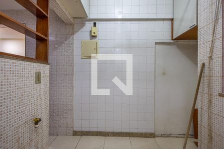 Apartamento à venda com 75m², 3 quartos e 1 vagaÁrea de Serviço