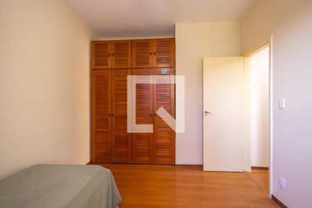 Quarto 1 de apartamento à venda com 3 quartos, 75m² em Tijuca, Rio de Janeiro
