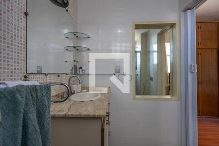 Apartamento à venda com 75m², 3 quartos e 1 vagaBanheiro Suite