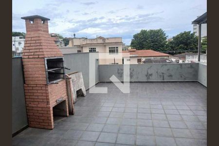 Casa à venda com 319m², 4 quartos e 2 vagas