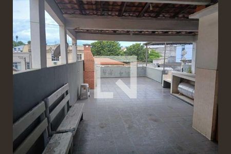 Casa à venda com 319m², 4 quartos e 2 vagas