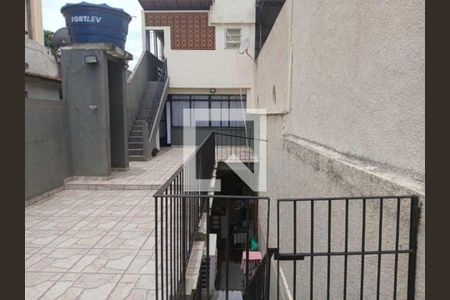 Casa à venda com 319m², 4 quartos e 2 vagas