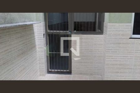 Casa à venda com 239m², 2 quartos e 1 vaga