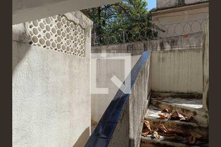 Casa à venda com 146m², 4 quartos e 2 vagas