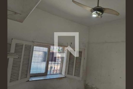 Casa à venda com 146m², 4 quartos e 2 vagas