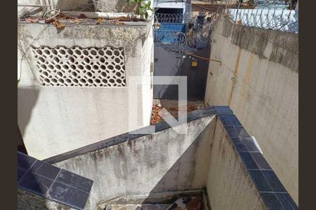 Casa à venda com 146m², 4 quartos e 2 vagas