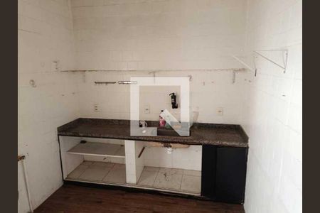 Casa à venda com 146m², 4 quartos e 2 vagas