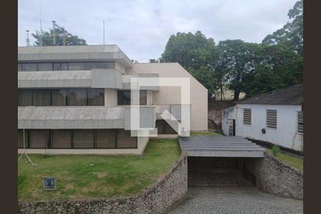 Casa à venda com 86m², 3 quartos e sem vaga