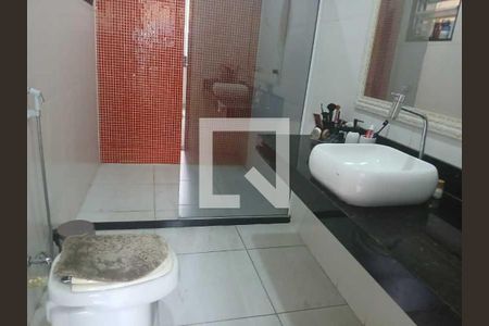 Casa à venda com 86m², 3 quartos e sem vaga
