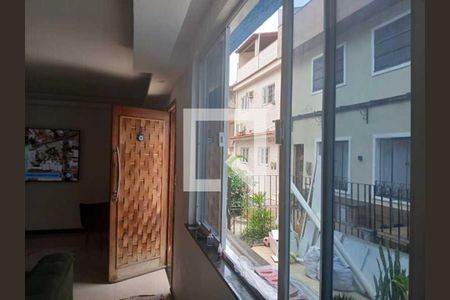 Casa à venda com 86m², 3 quartos e sem vaga