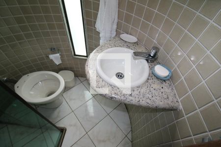 Casa à venda com 419m², 5 quartos e 6 vagasEdícula - Banheiro 1