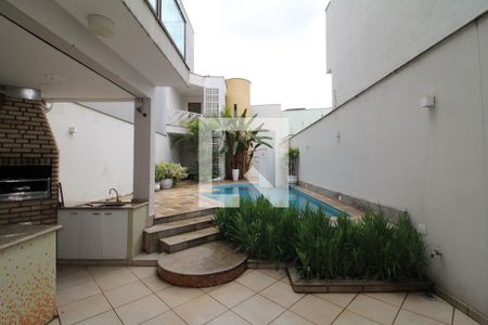 Casa à venda com 419m², 5 quartos e 6 vagasÁrea Comum