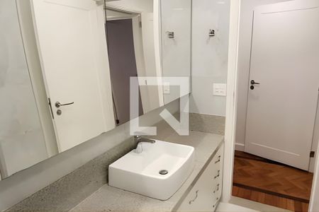 Apartamento à venda com 193m², 3 quartos e sem vaga