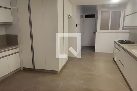Apartamento à venda com 193m², 3 quartos e sem vaga